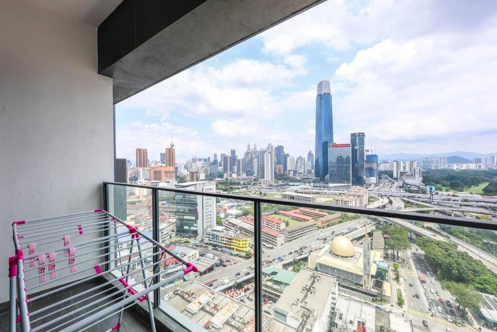 Continew Trx Corner Dual Balconies 2 Bedrooms Pangsapuri Kuala Lumpur