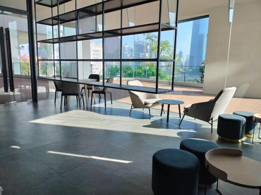Continew Trx Corner Dual Balconies 2 Bedrooms *