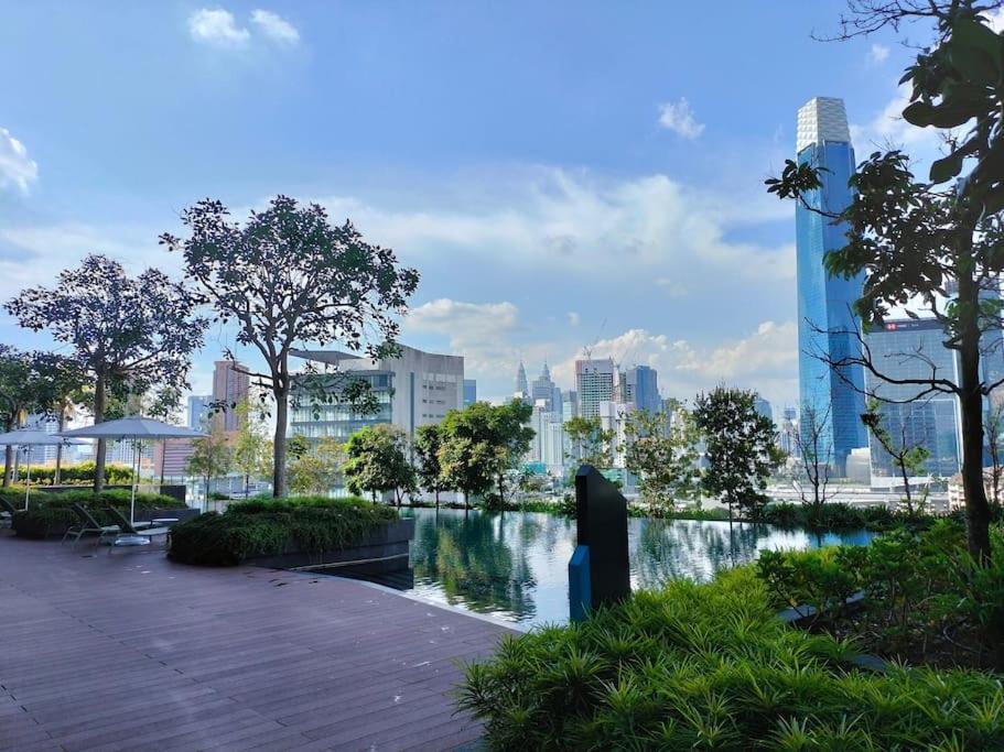 Continew Trx Corner Dual Balconies 2 Bedrooms Kuala Lumpur