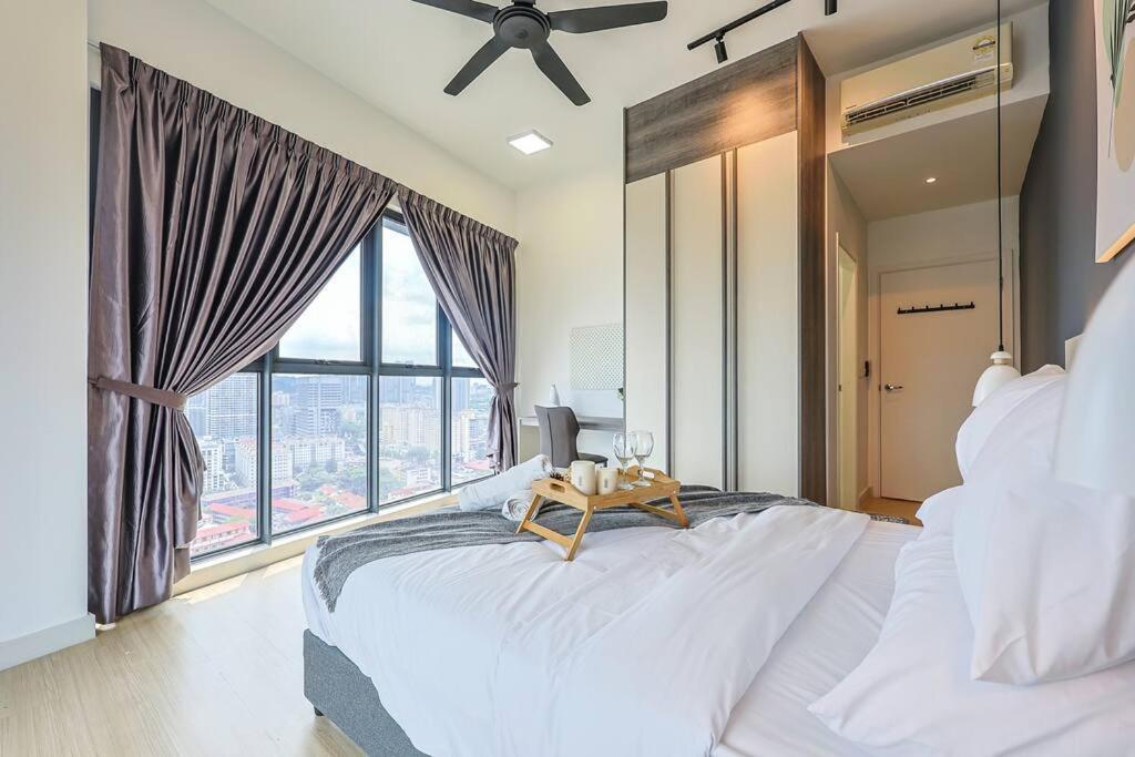 Continew Trx Corner Dual Balconies 2 Bedrooms